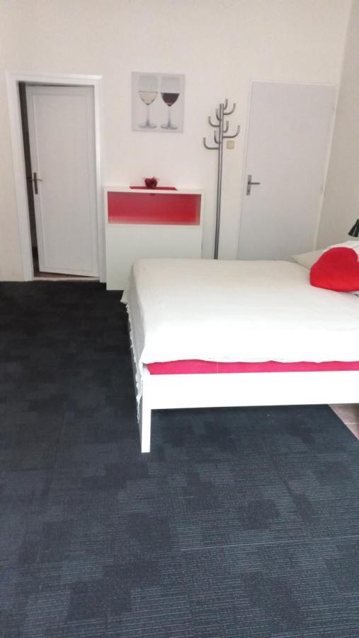 Apartmany Karlštejn Exteriör bild