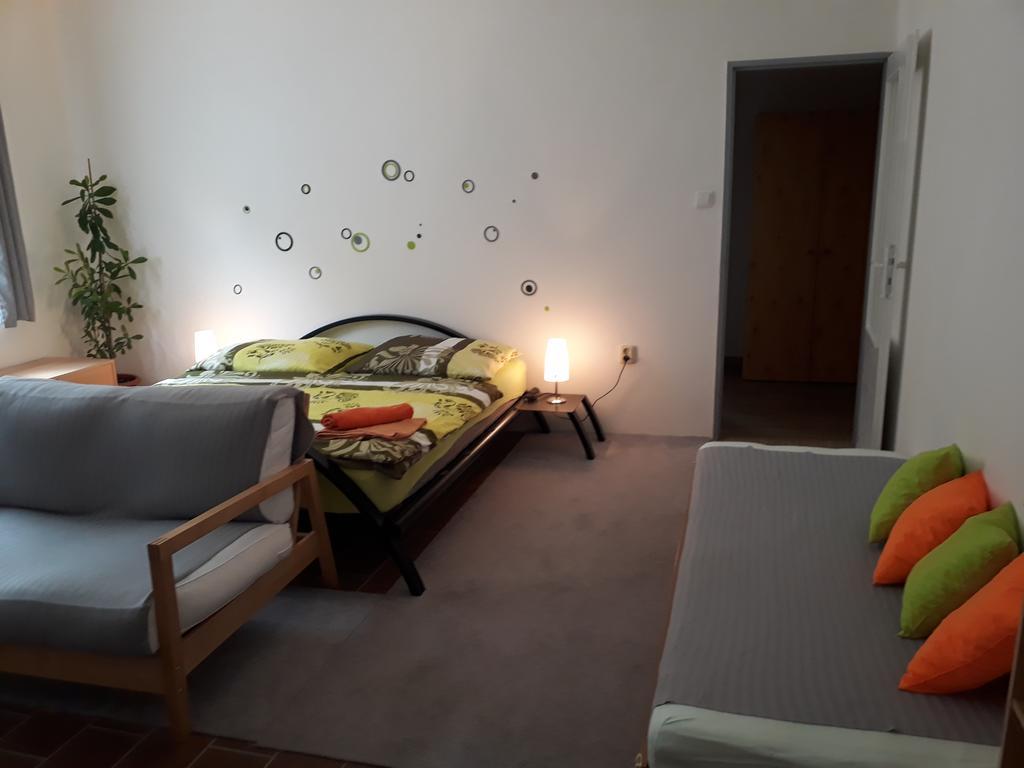 Apartmany Karlštejn Exteriör bild