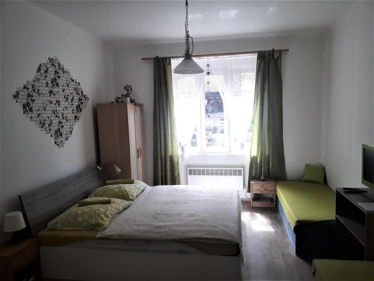 Apartmany Karlštejn Exteriör bild